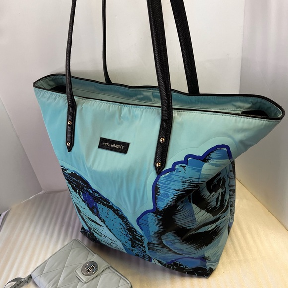 Vera Bradley Handbags - NWOT Vera Bradley Tote Bag Havana Rose Ella Beach bag Weekender Travel bag